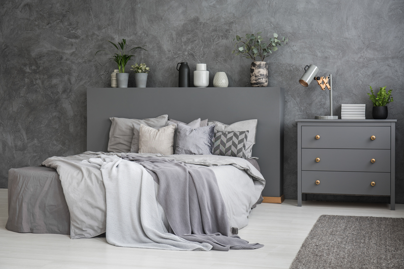 span rollen Deens Strak en simpel met grijstinten in je slaapkamer -